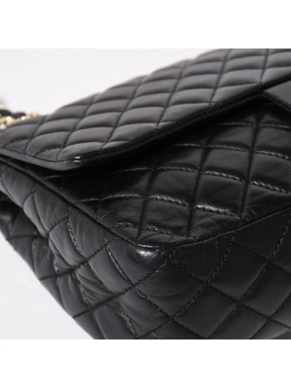 Chanel Quilted 25 Chain Shoulder Bag Valentine's Day Limited CC Logo Lambskin